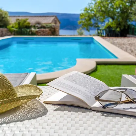 Pet Friendly In With Wifi Сasa de vacaciones